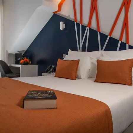 Be Poet Baixa Otel Lisboa