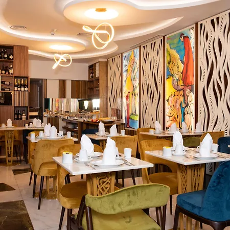 Otel Be Poet Baixa