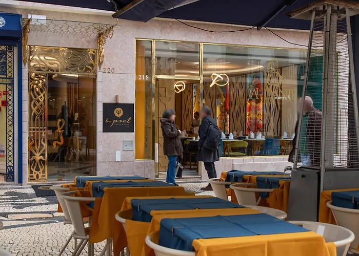 Be Poet Baixa Hotel 3*