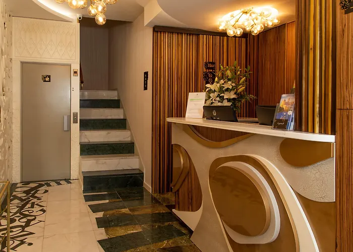 Be Poet Baixa Ξενοδοχείο 3*